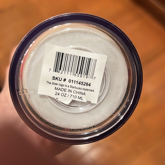 🆕 STARBUCKS -Manuela Guillén 24oz Tumbler with ❤️Silicone straw topper - Picture 4 of 7